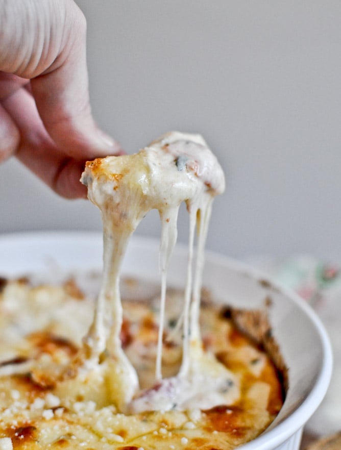 white pizza dip + 50 recipes for perfect for summer parties! | summer food, summer parties, summer recipes, summer appetizers, summer desserts, summer drinks, easy entertaining, entertaining tips |