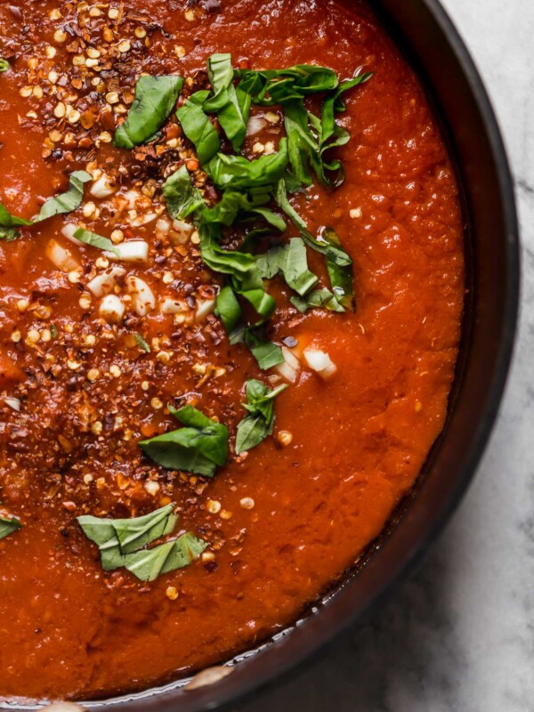 a quick & fresh homemade pasta sauce, this roasted red pepper pomodoro sauce is made with 5-ingredients in less than 10 minutes! #playswellwithbutter #pomodoro #pastasauce #easypastarecipe #healthypastarecipe #homemadepastasauce #easypastasauce #healthypastasauce