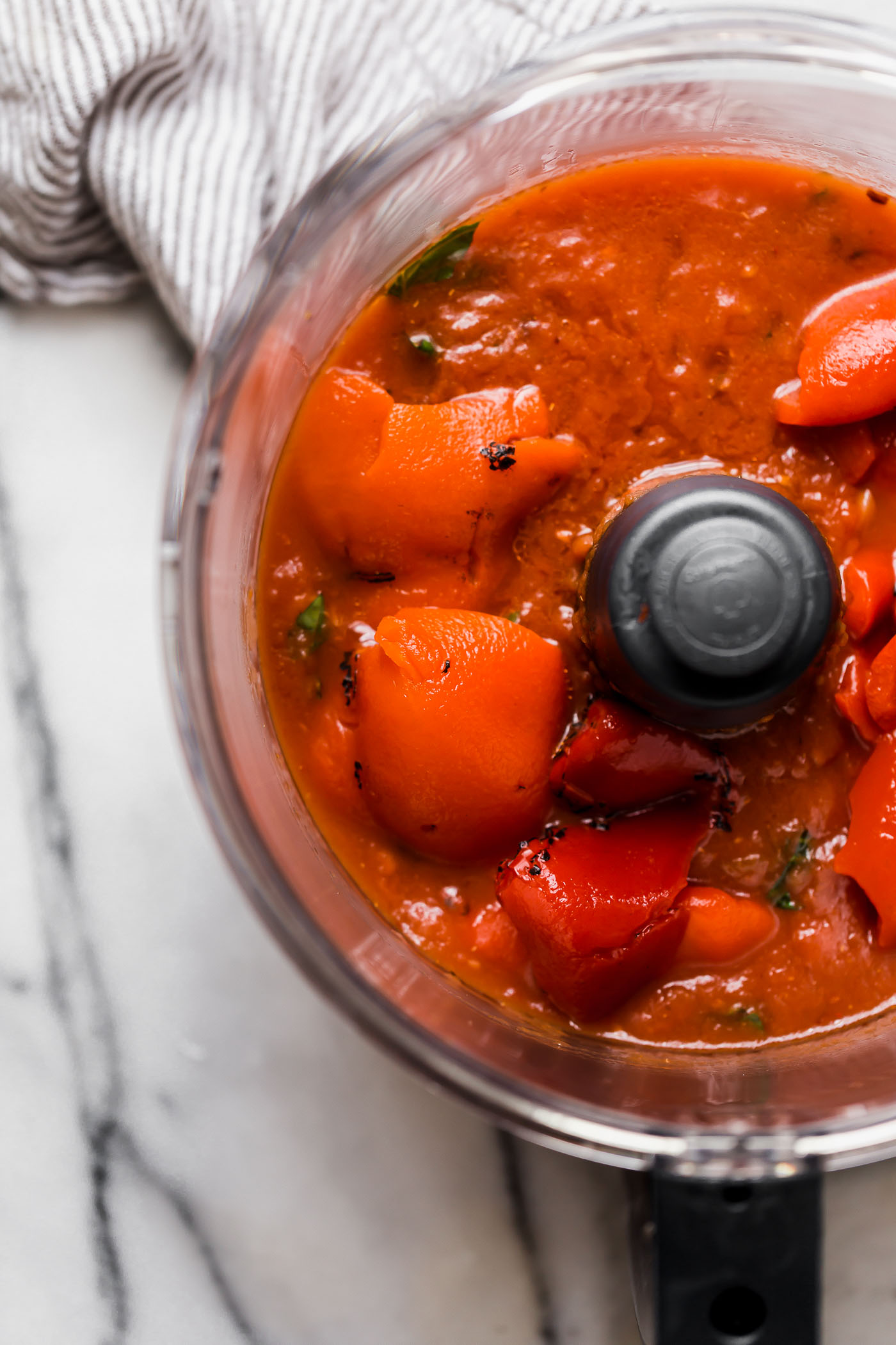 a quick & fresh homemade pasta sauce, this roasted red pepper pomodoro sauce is made with 5-ingredients in less than 10 minutes! #playswellwithbutter #pomodoro #pastasauce #easypastarecipe #healthypastarecipe #homemadepastasauce #easypastasauce #healthypastasauce