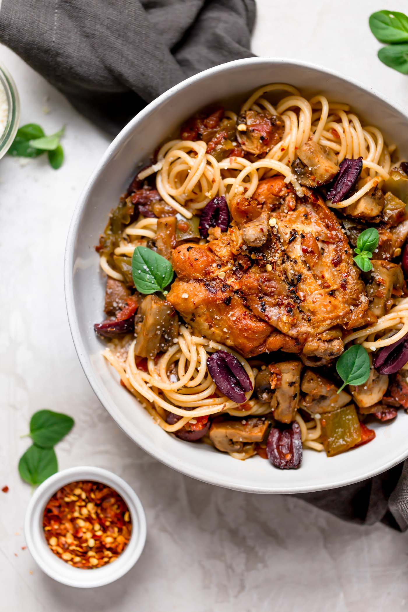 instant pot chicken cacciatore will be your new favorite weeknight dinner! with tomatoes, peppers, mushrooms, & wine, this chicken cacciatore recipe offers all of the rich, traditional flavor of authentic italian “hunter-style” braised chicken, but is made so, so easy by using the instant pot! #playswellwithbutter #chickencacciatore #easychickencacciatorerecipe #instantpotrecipe #instantpotrecipesforbeginners #authenticitalianrecipes #italianrecipeswithchicken