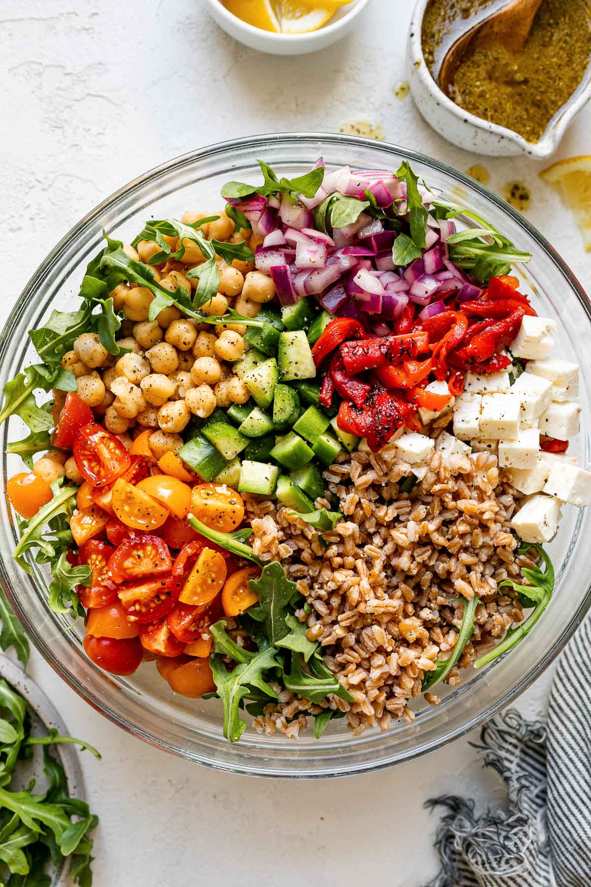 Greek Farro Salad with Chickpeas (Vegetarian, Easily Vegan)