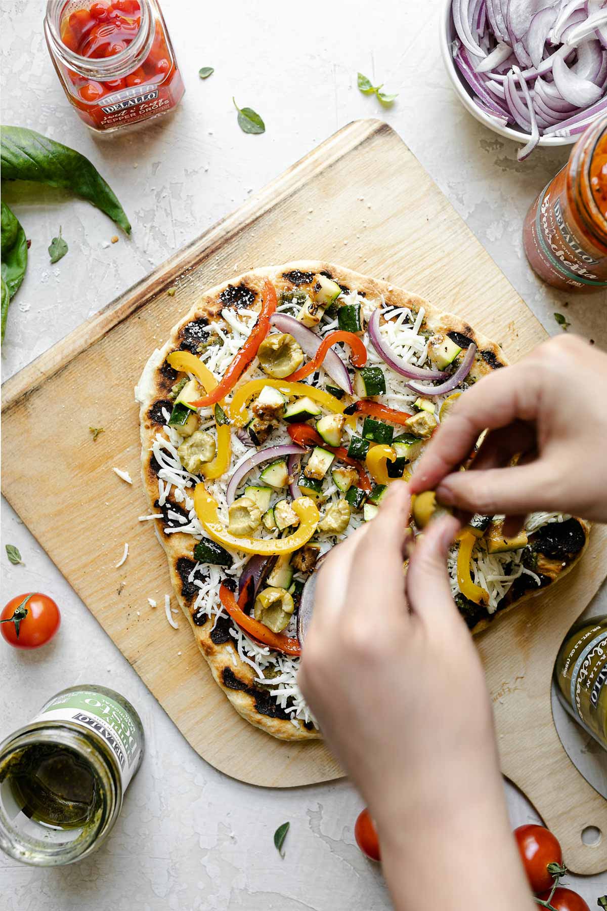 BEST Grilled Pizza Recipe – How to Grill Pizza + Tons of Toppings Ideas!