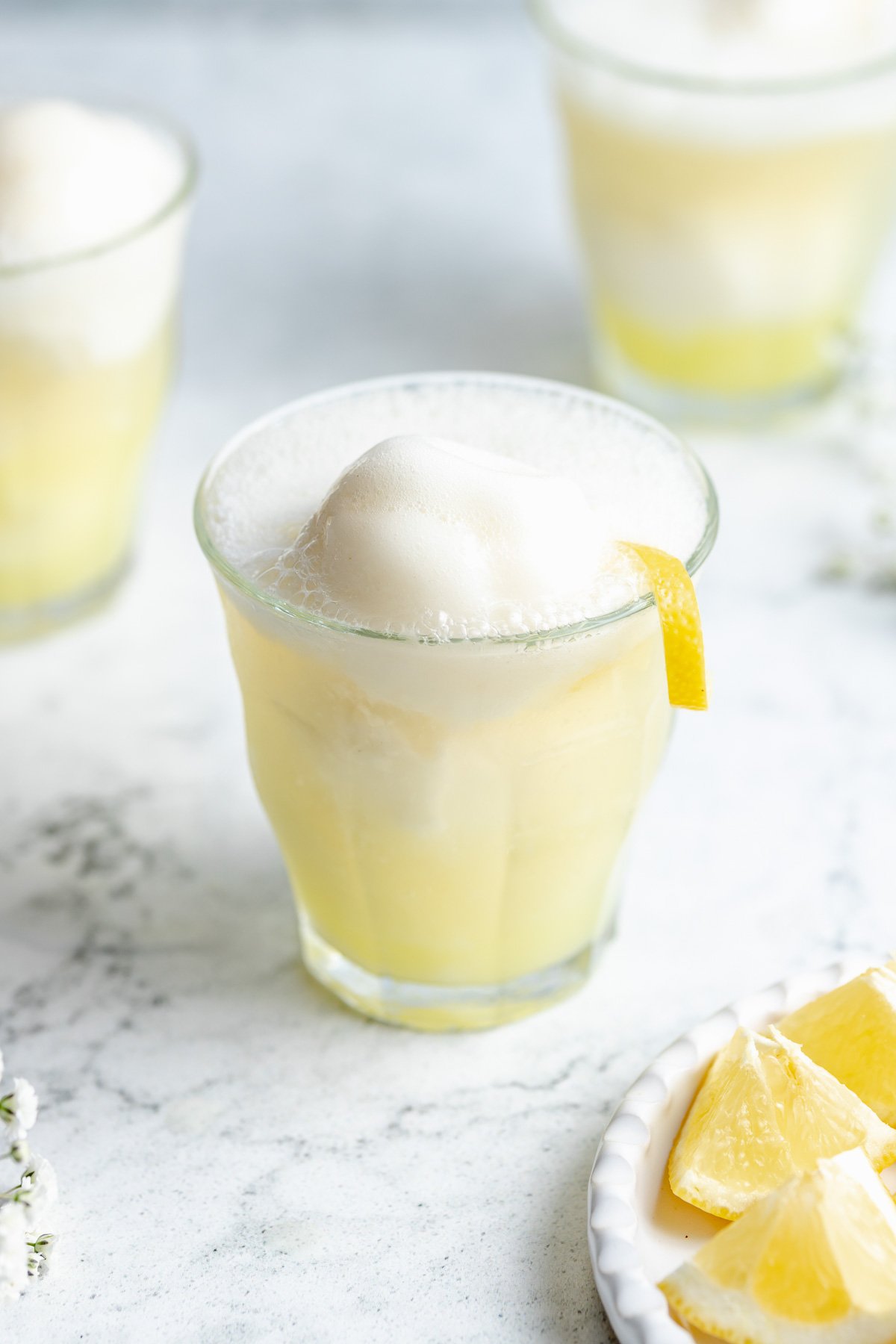 https://playswellwithbutter.com/wp-content/uploads/2021/06/Sgroppino-Cocktail-Limoncello-Prosecco-Floats-4.jpg