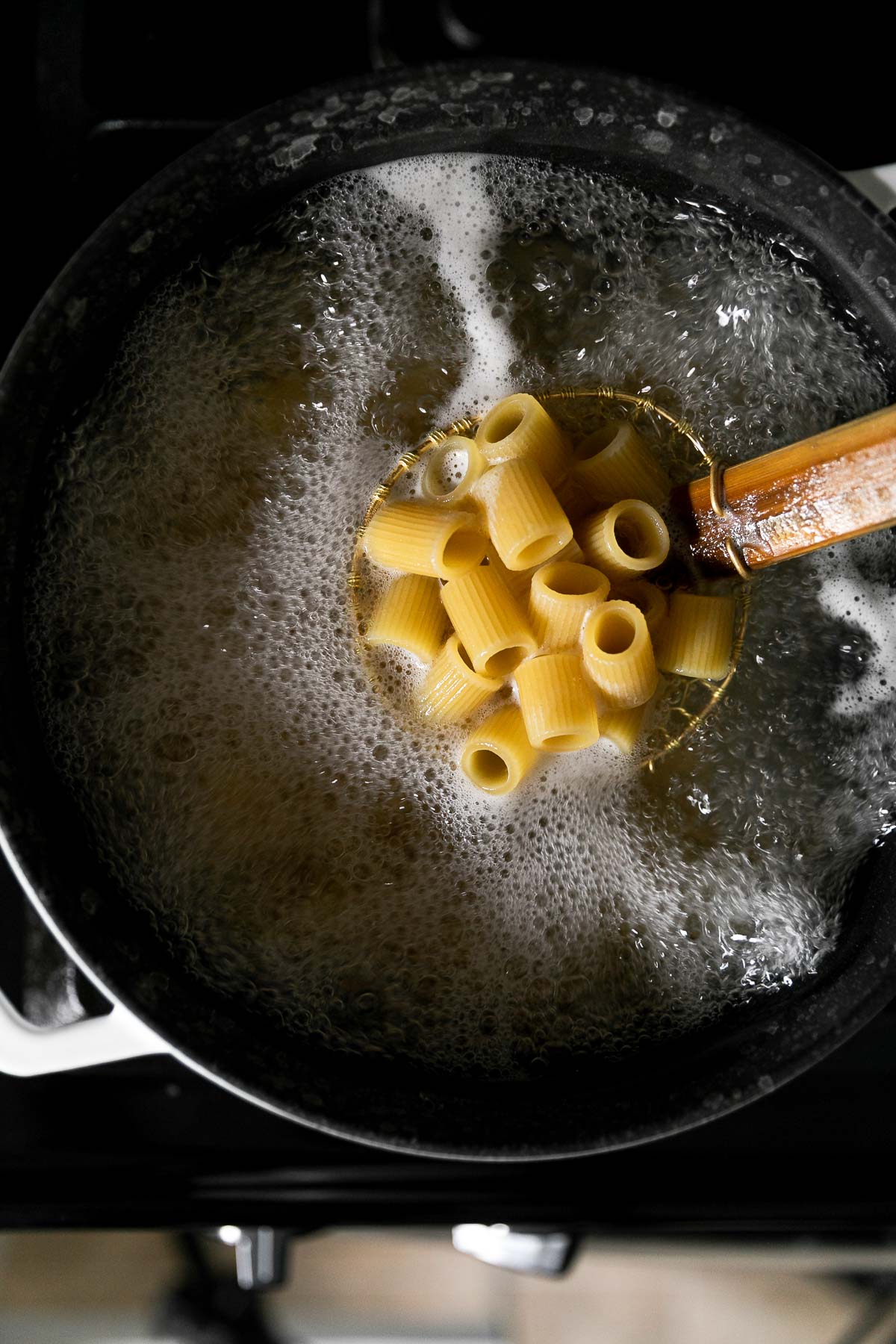 IV. The Step-by-Step Guide to Boiling Pasta Al Dente