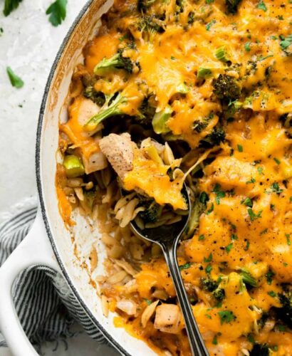 cropped-Cheesy-Chicken-and-Broccoli-Orzo-Skillet-15.jpg