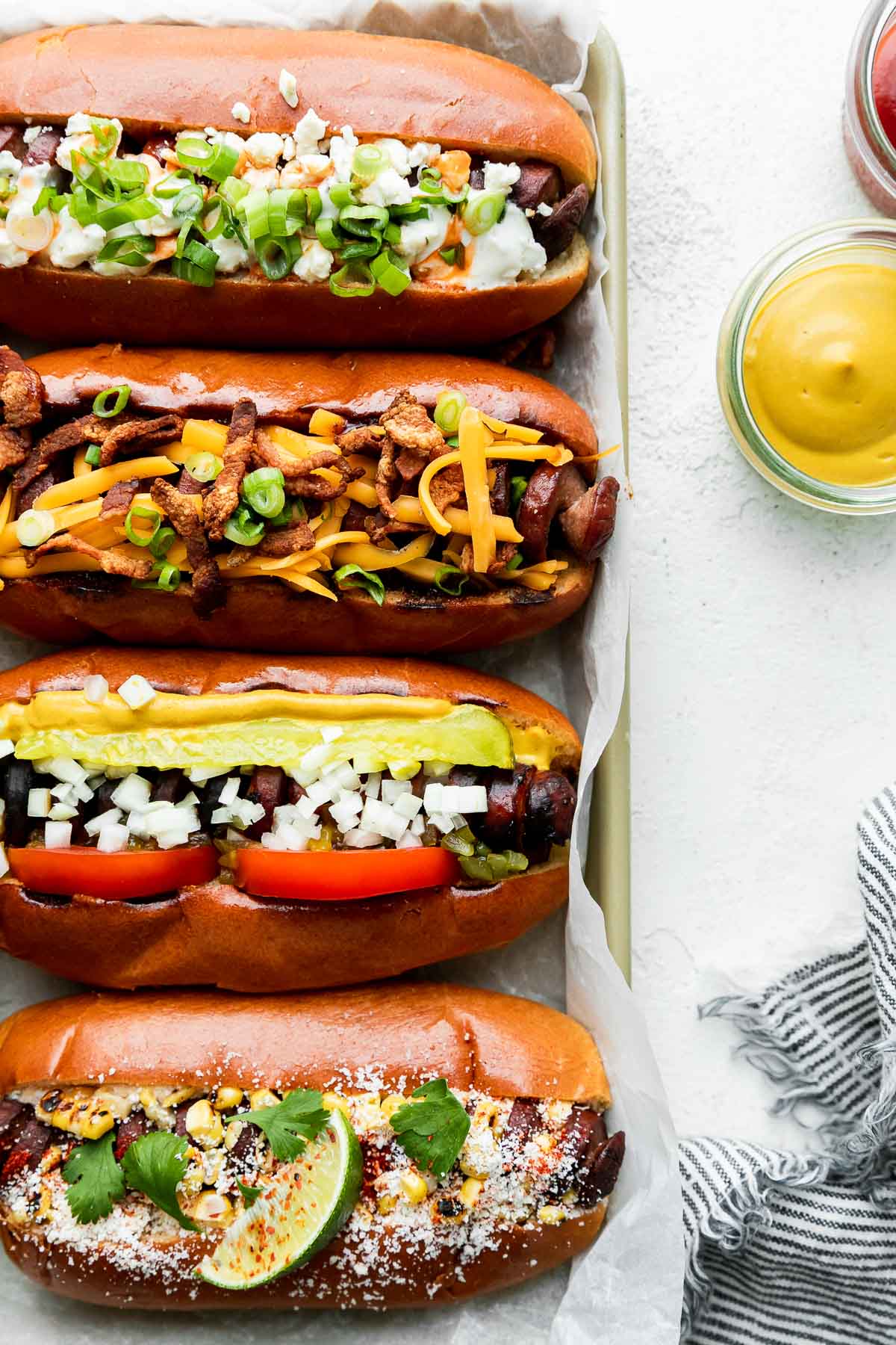 20 Best Gourmet Hot Dogs You Need To Try - Insanely Good