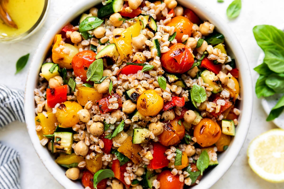 Summer farro salad - Lazy Cat Kitchen