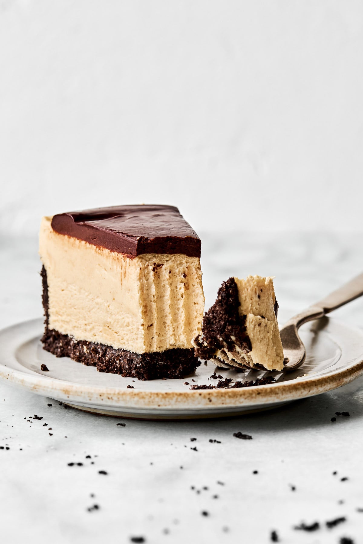 no-bake chocolate peanut butter cheesecake summer easy crowd make-ahead